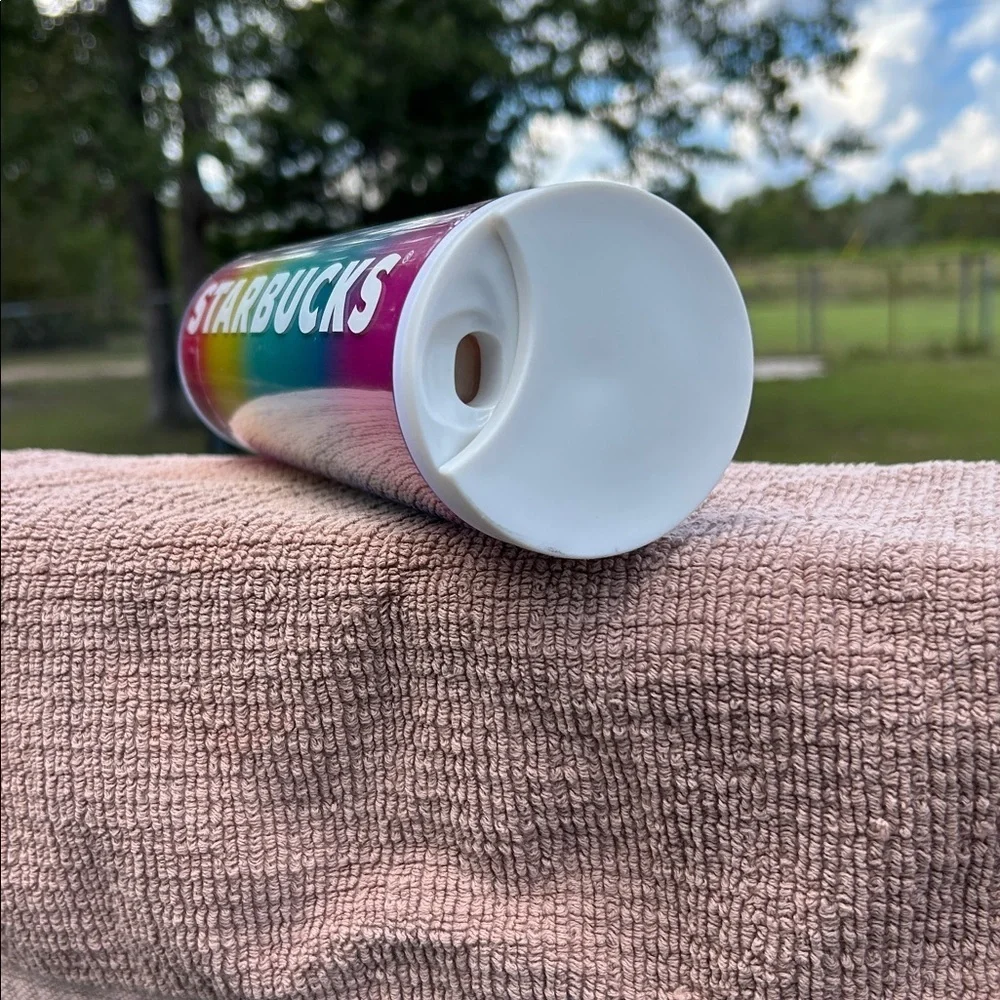 Starbucks 2022 Mexico Pride Multicolor Gradient 16 oz Acrylic Tumbler With Lid
